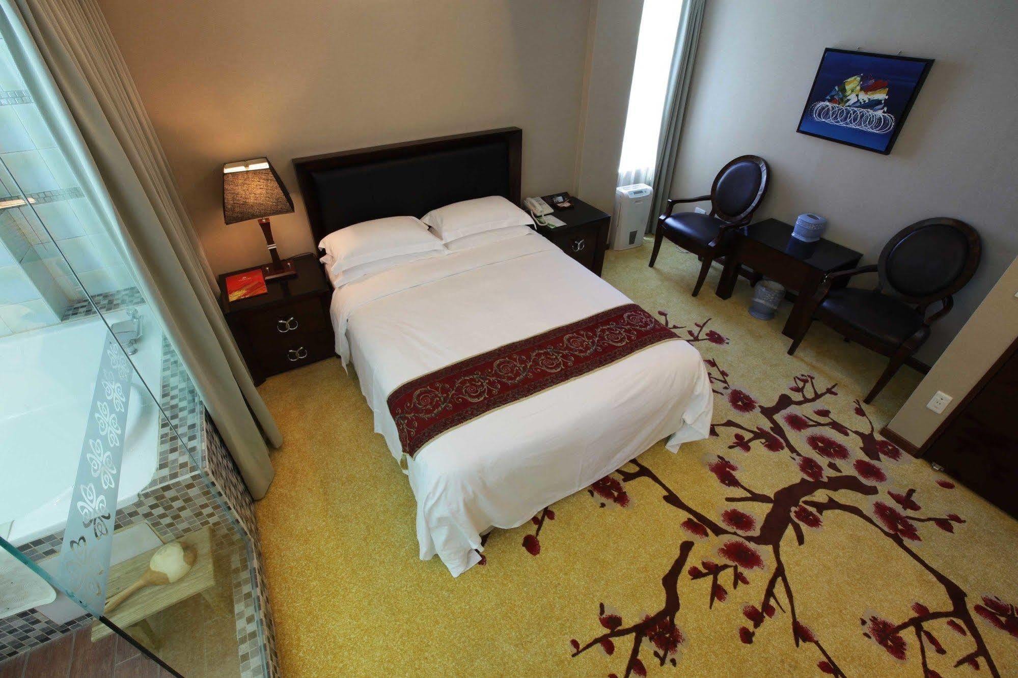 Art Spa Hotel Yilan Kültér fotó